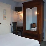 Hotel Victor Hugo 2*