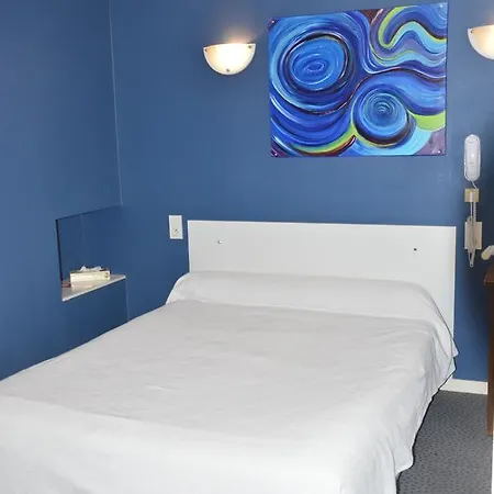Hotel Victor Hugo 2*