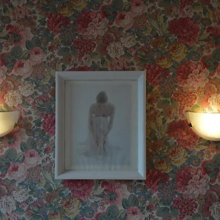 Victor Hugo Hotel 2*