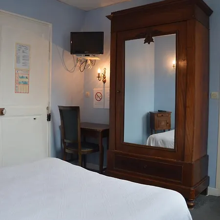 Hotel Victor Hugo 2*