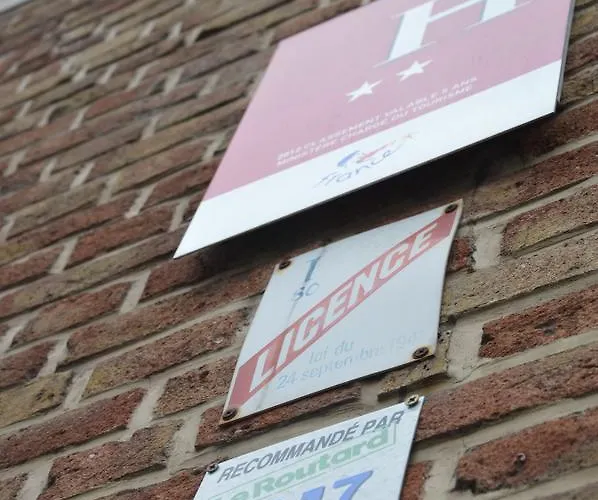 Victor Hugo 2* Amiens