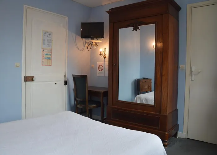 Hotel Victor Hugo 2*